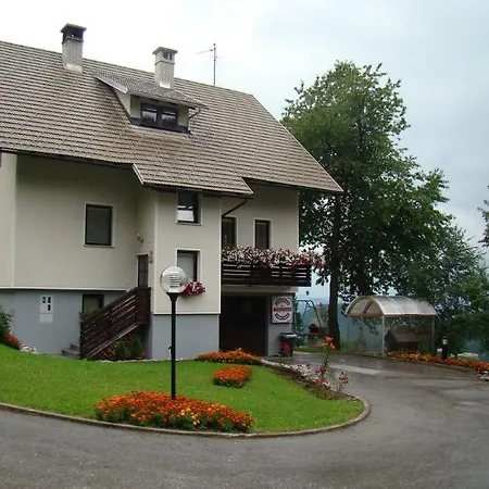 Apartment Pri Marjetki *