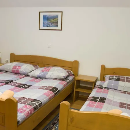 Pri Marjetki Apartamento *